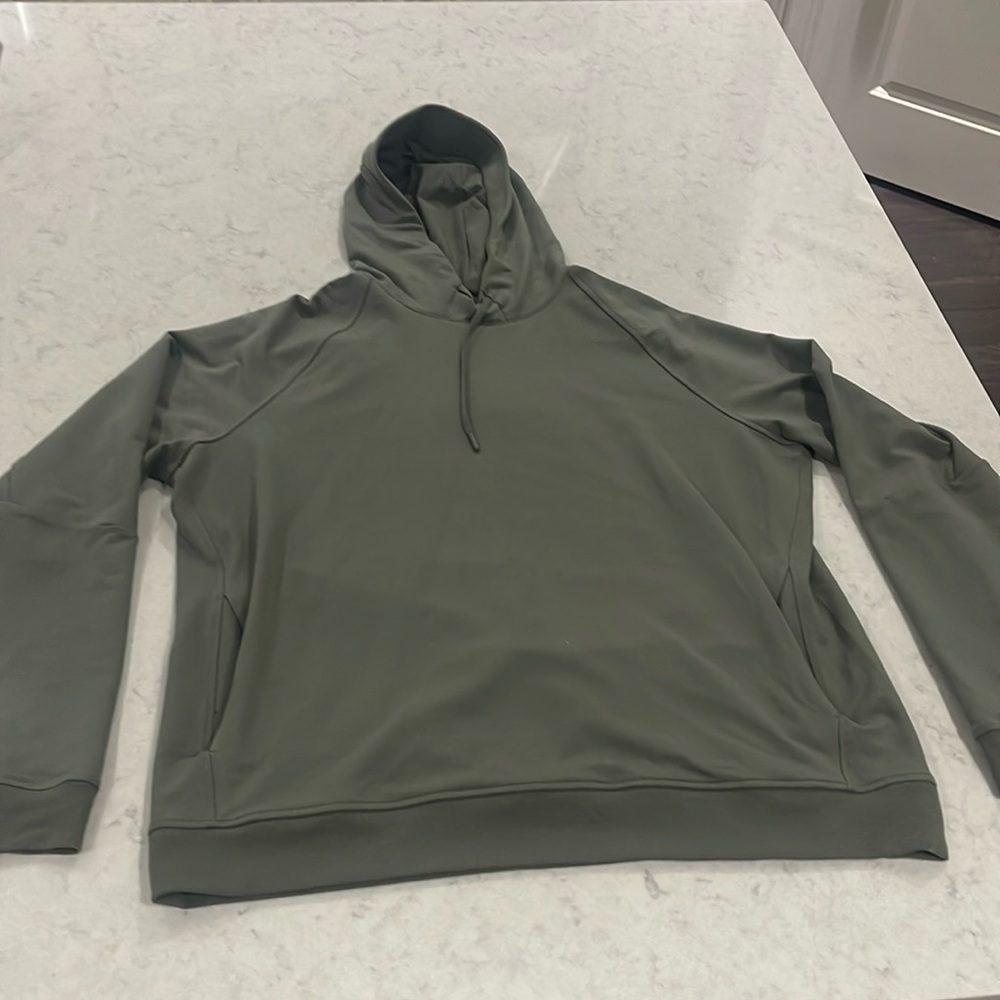 Lululemon city sweat hoodie size XXL color green worn 5 times tops No size tag
